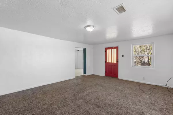 Albuquerque, NM 87113,214 Garcia Road NE