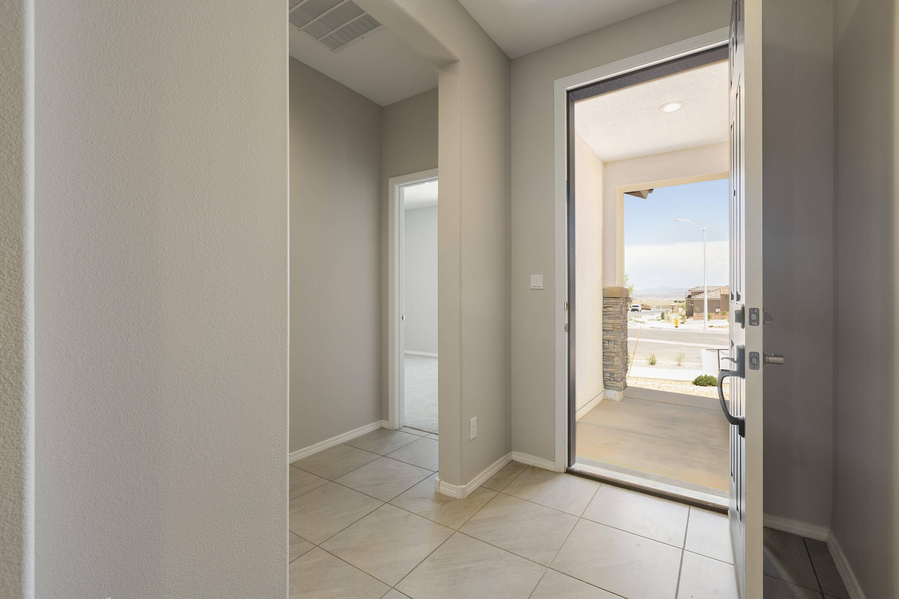 Rio Rancho, NM 87144,2158 Janet WAY