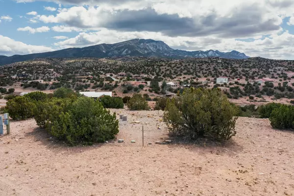 Placitas, NM 87043,5 WINDMILL CT