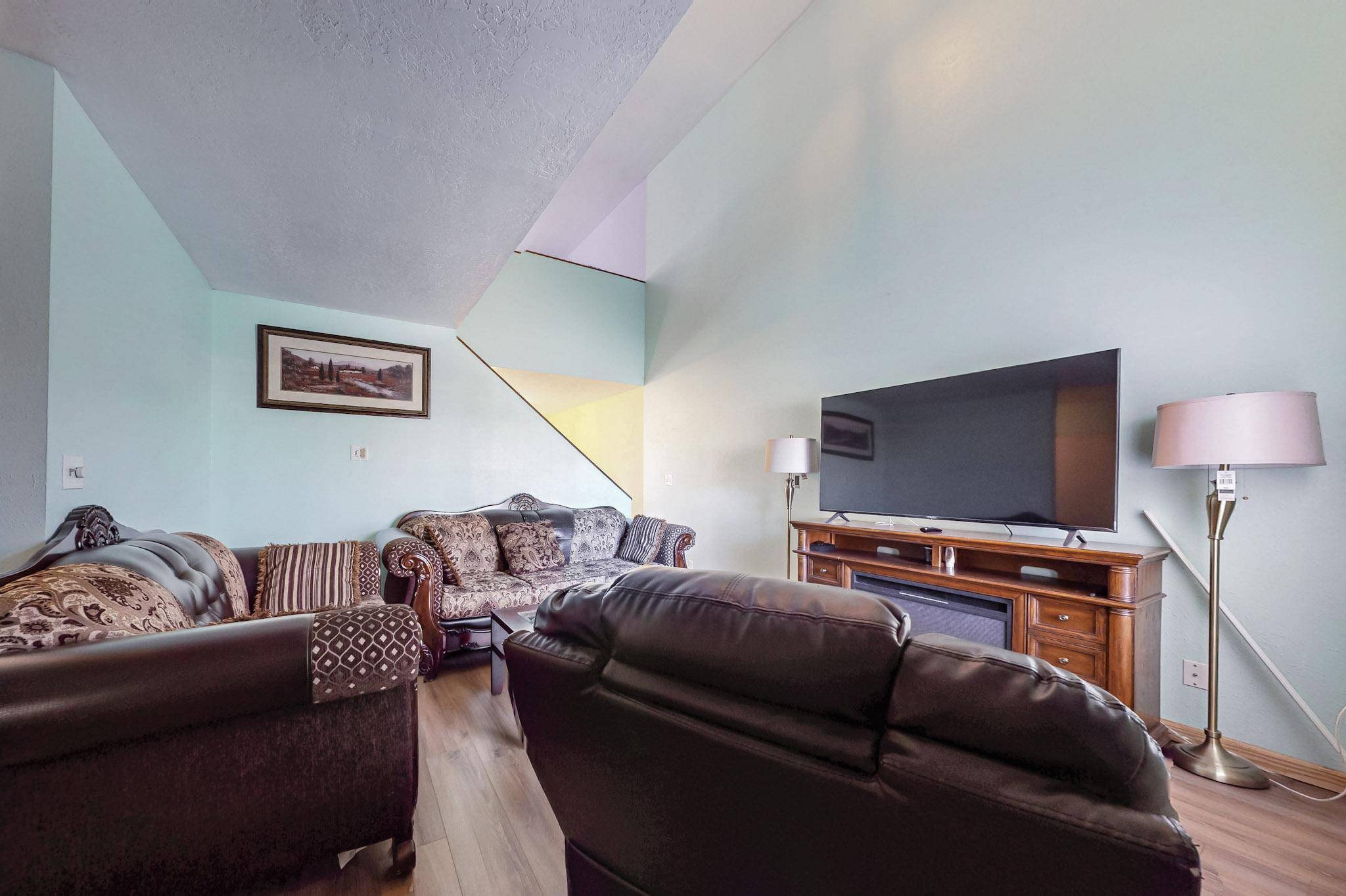 Albuquerque, NM 87108,432 BELL PARK CIR SE
