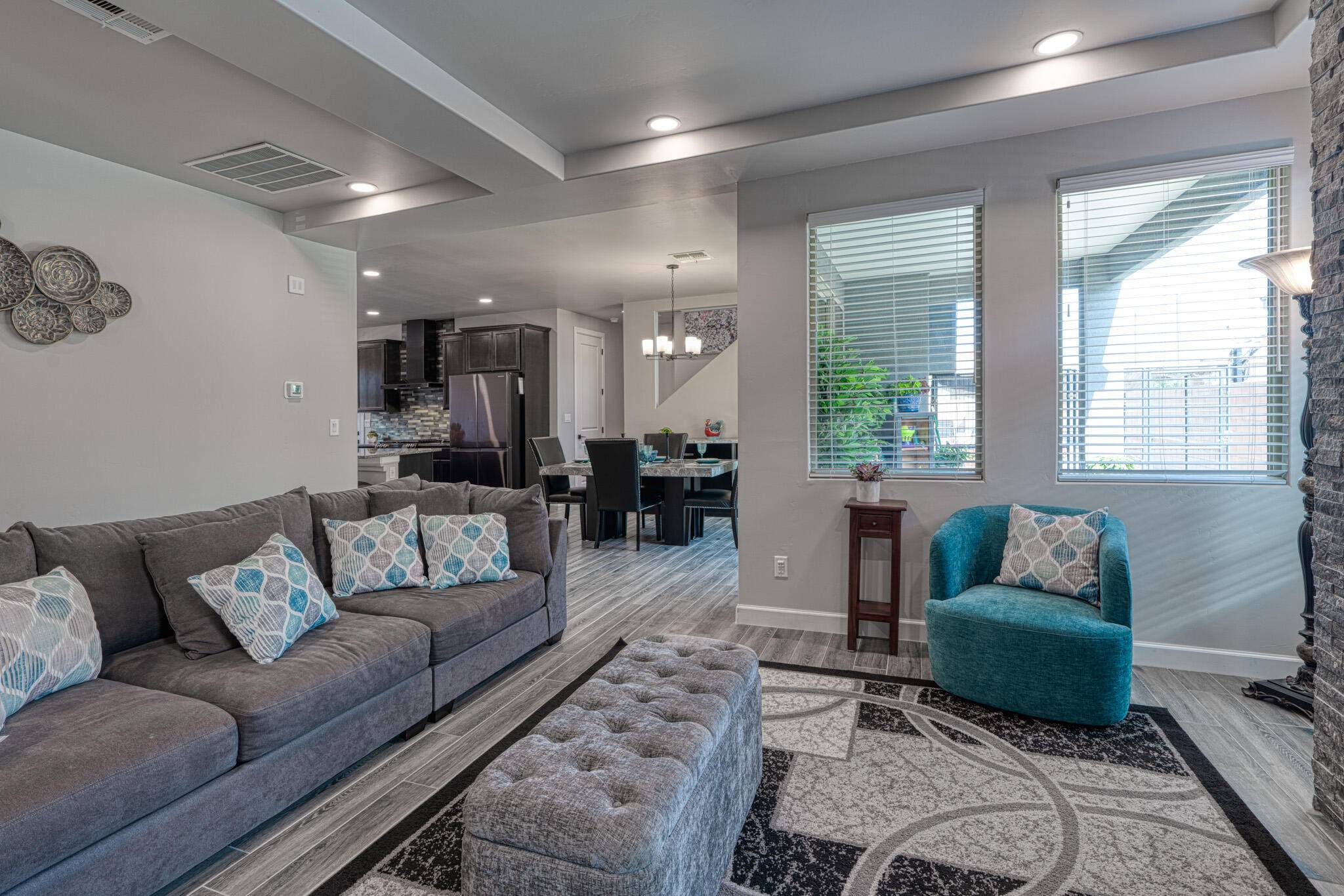 Albuquerque, NM 87107,7754 MAJESTY CT NW