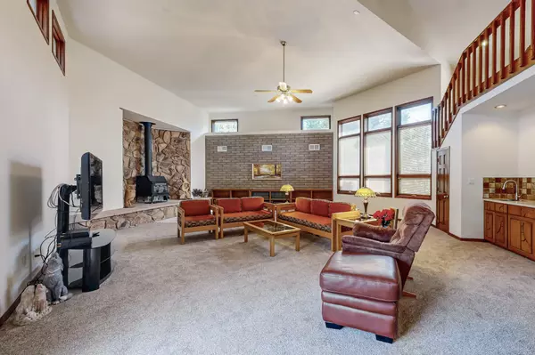 Tijeras, NM 87059,119 STEEPLECHASE DR