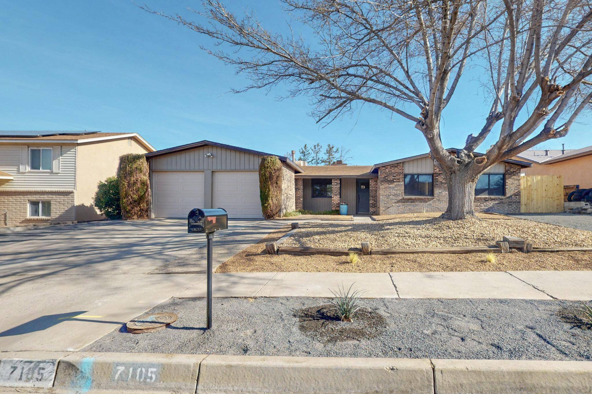 Albuquerque, NM 87109,7105 HILDEGARDE DR NE