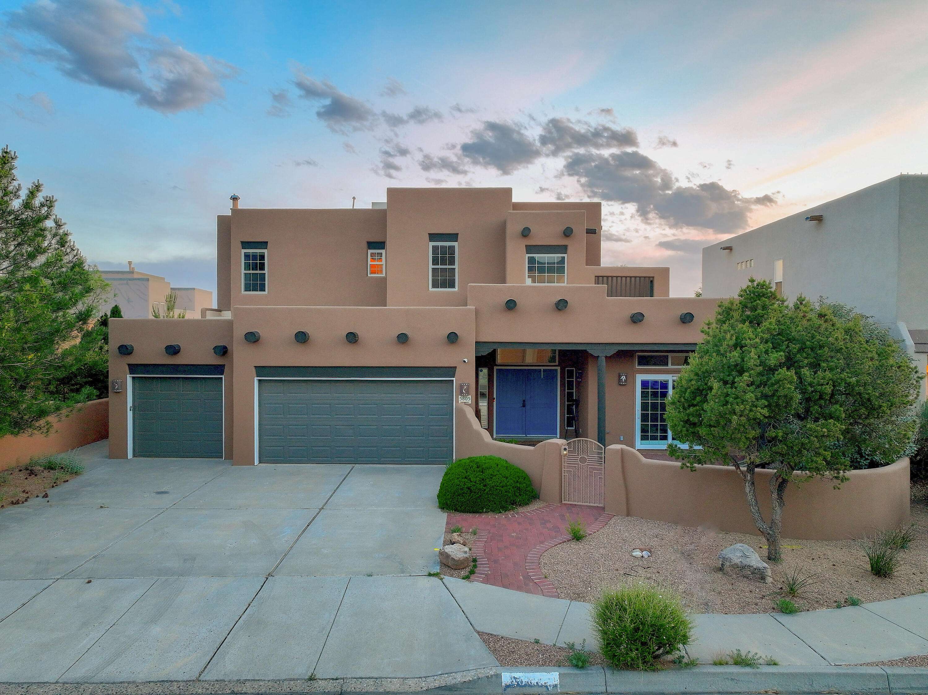 Albuquerque, NM 87111,5805 MARIOLA PL NE