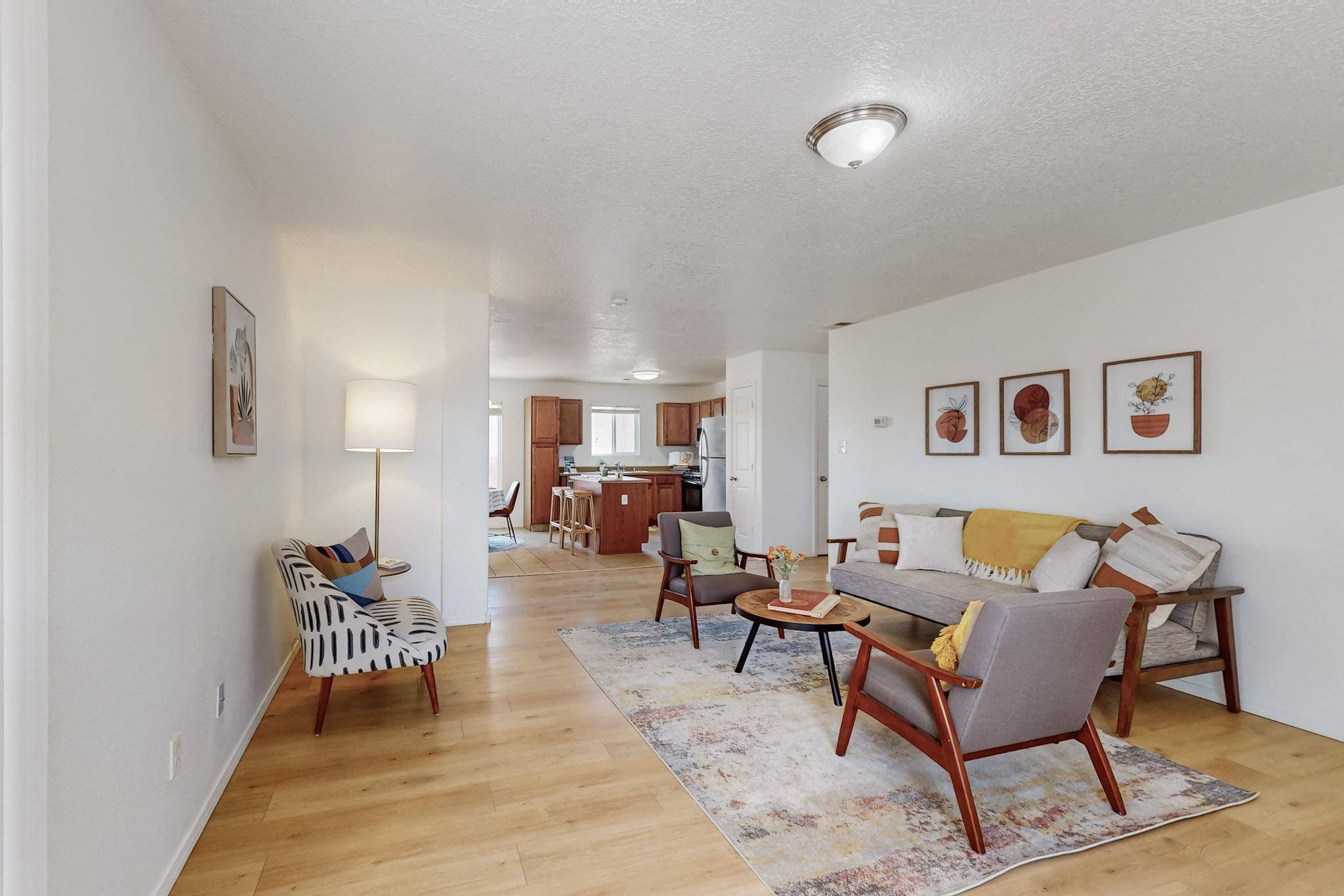 Los Lunas, NM 87031,34 TOME VISTA DR