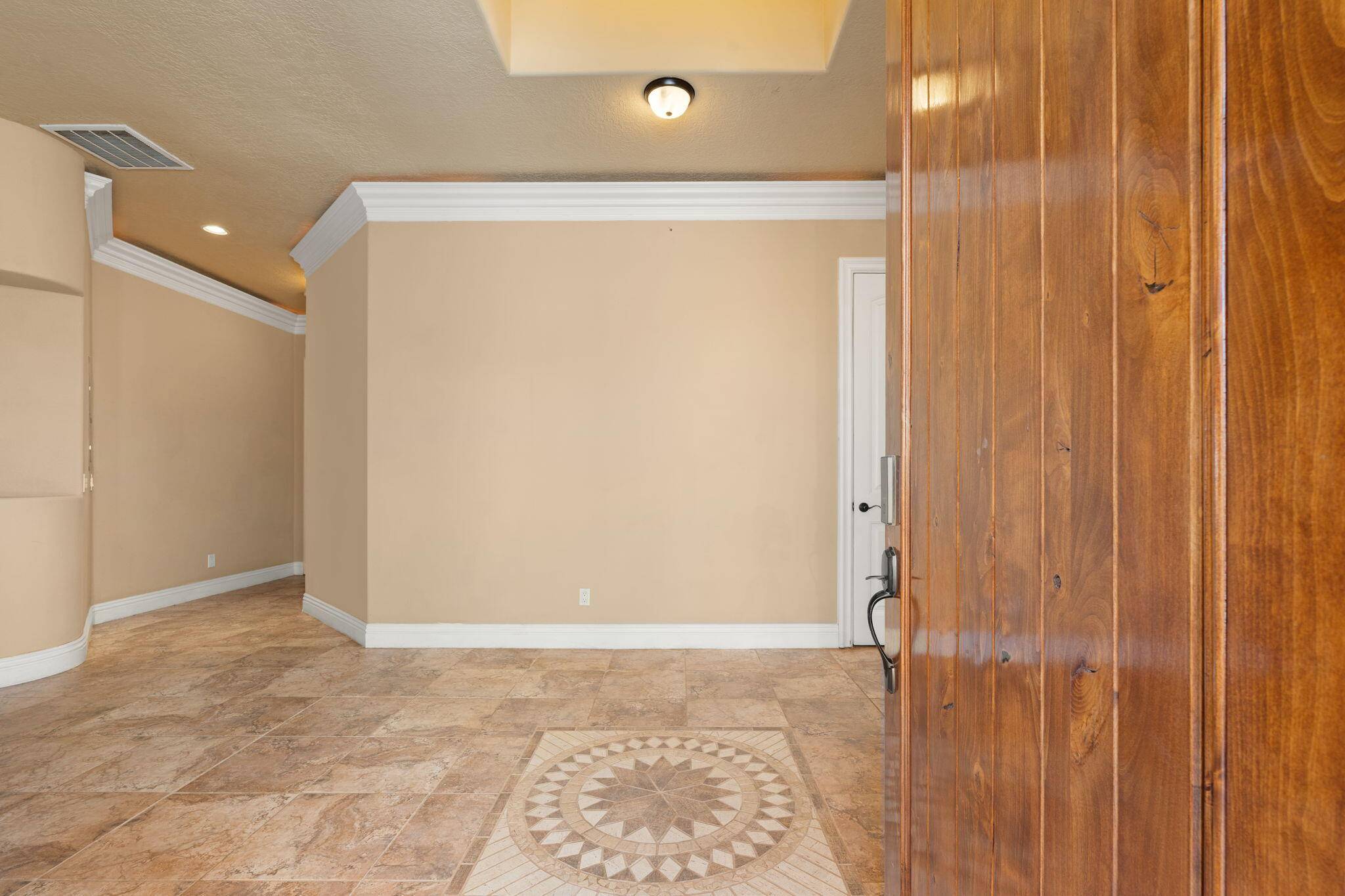 Rio Rancho, NM 87144,6044 CHAYOTE RD NE