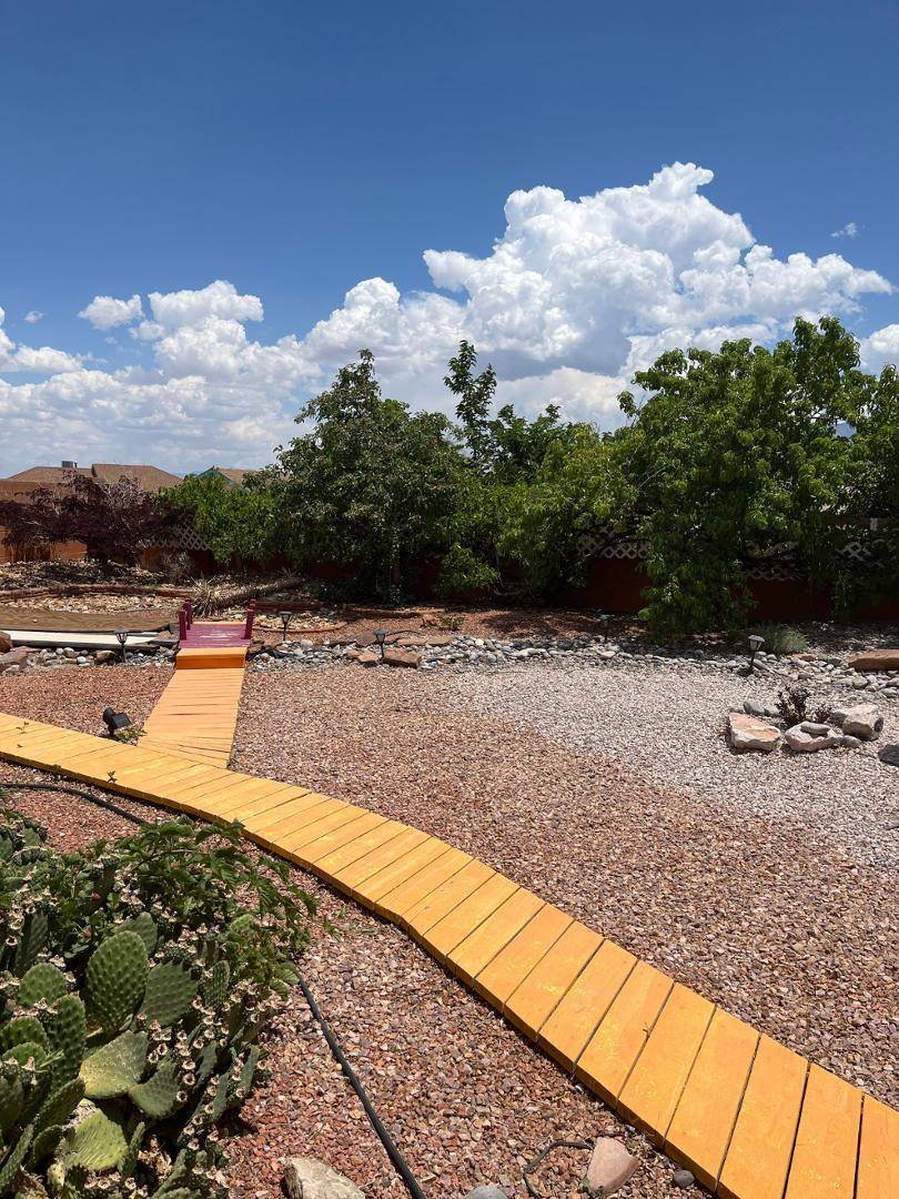 Rio Rancho, NM 87144,6916 Albany Hills DR NE