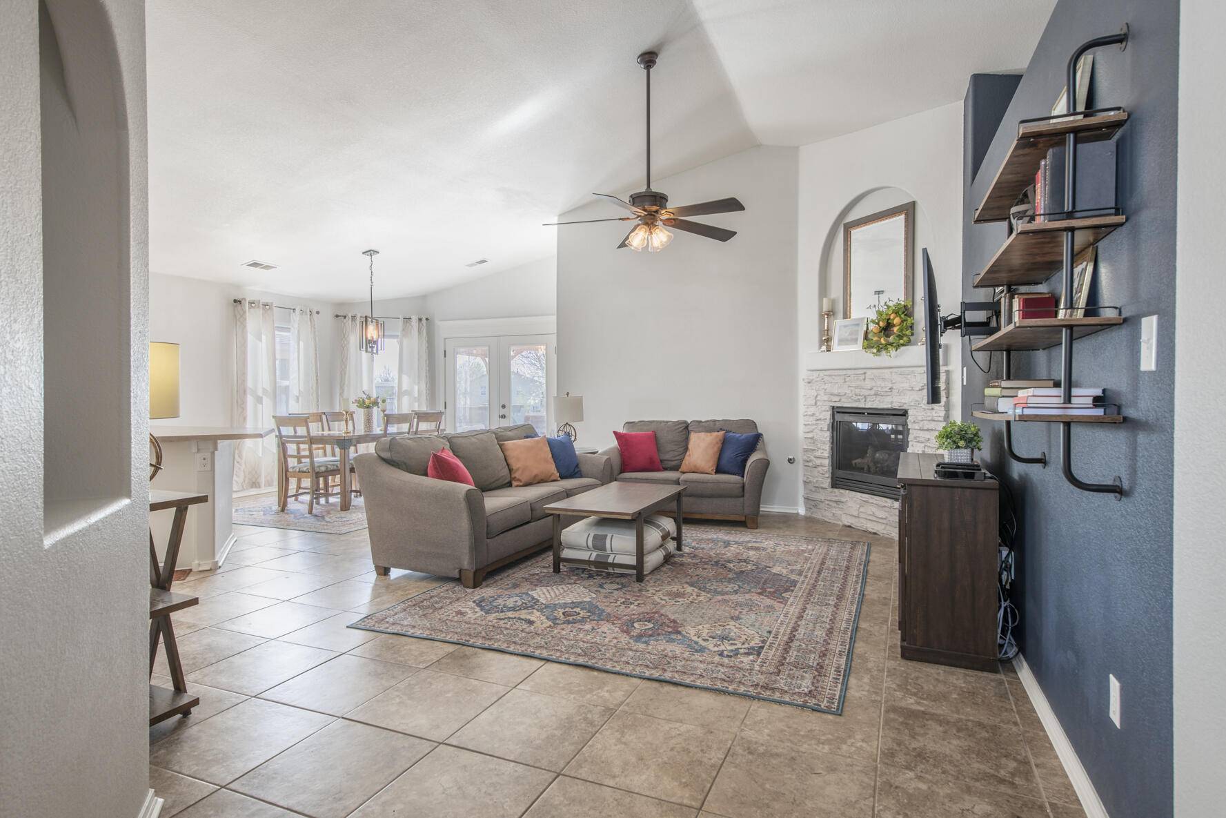 Rio Rancho, NM 87144,800 OCATE MEADOWS DR