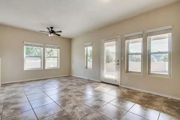 Tijeras, NM 87059,78 Shady Oak CIR