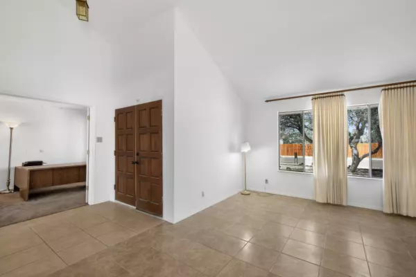 Rio Communities, NM 87002,317 BALDWIN AVE