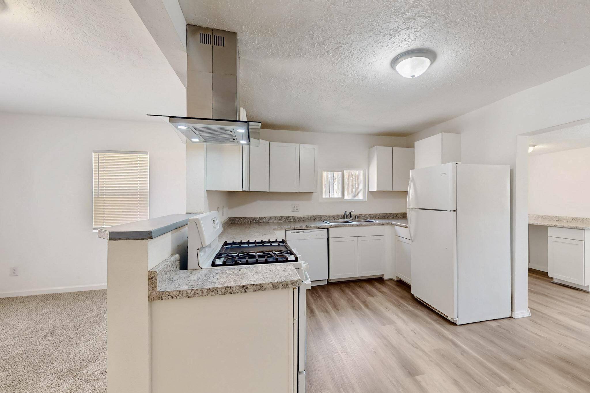 Albuquerque, NM 87108,240 CHAMA ST NE