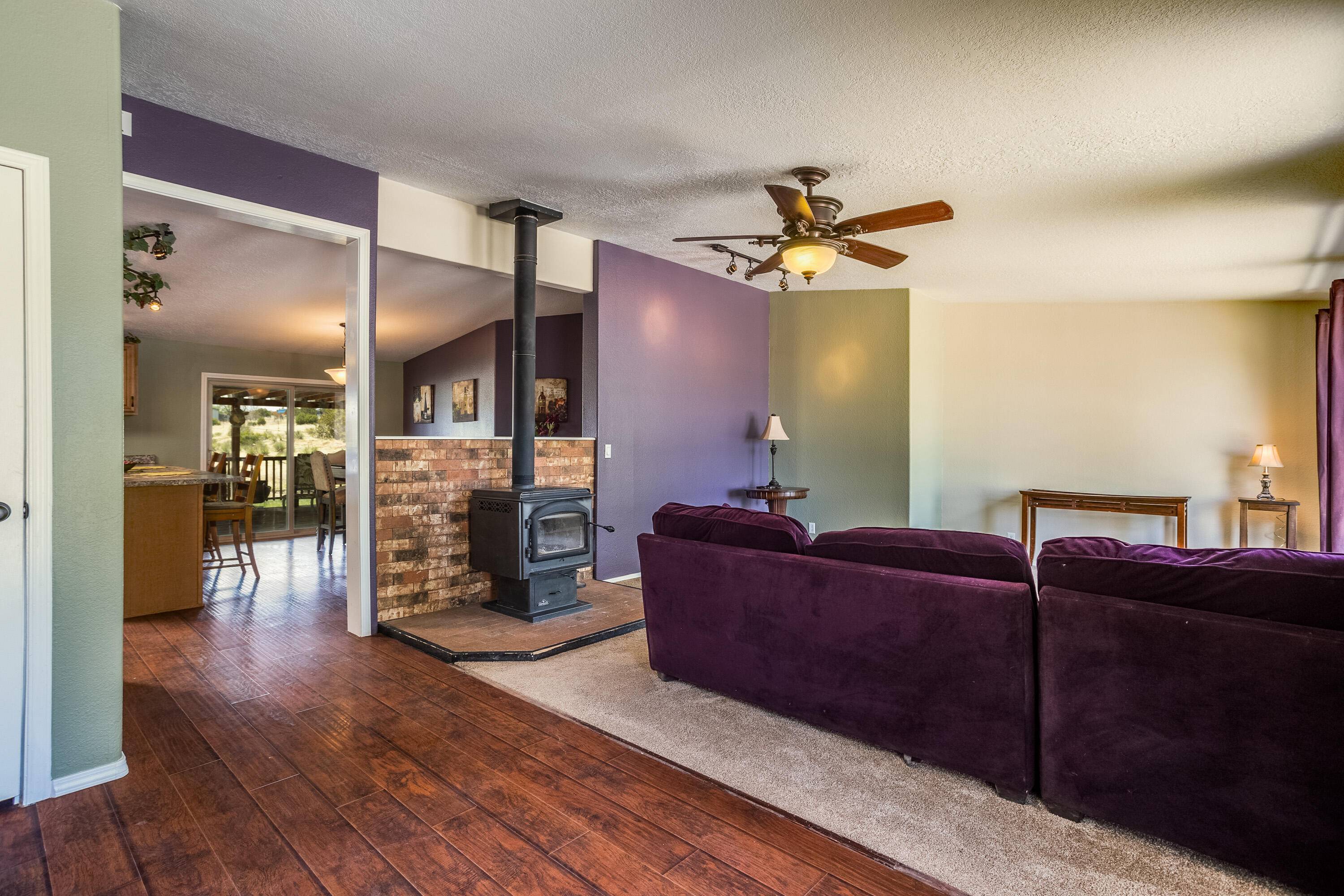 Edgewood, NM 87015,168 SKYLINE DR