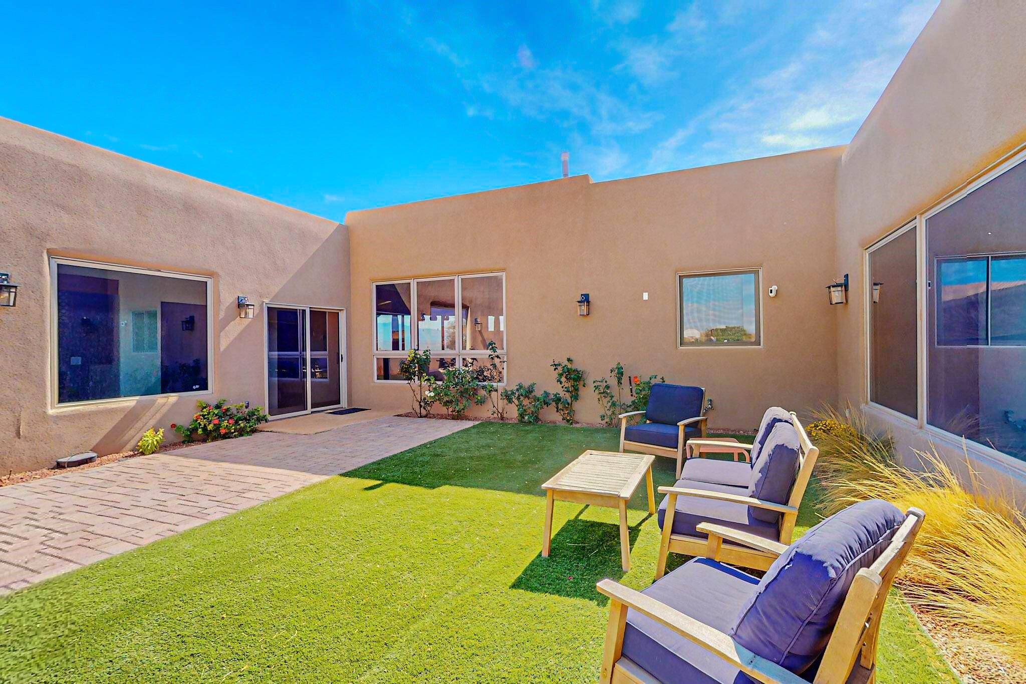 Rio Rancho, NM 87144,6021 DEL CARMEN DR NE