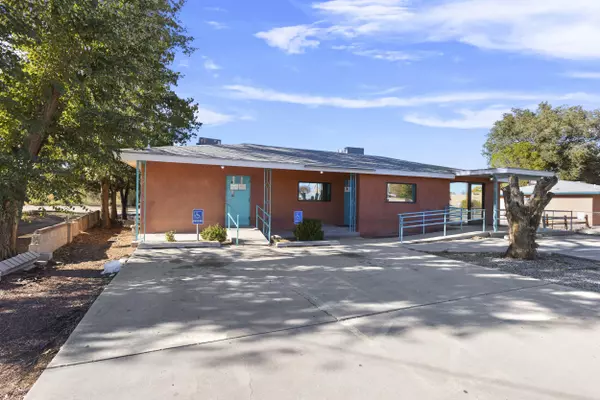 127 SANDOVAL RD SW, Los Lunas, NM 87031