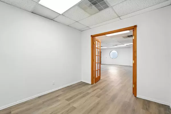 Albuquerque, NM 87108,428 LOUISIANA BLVD SE