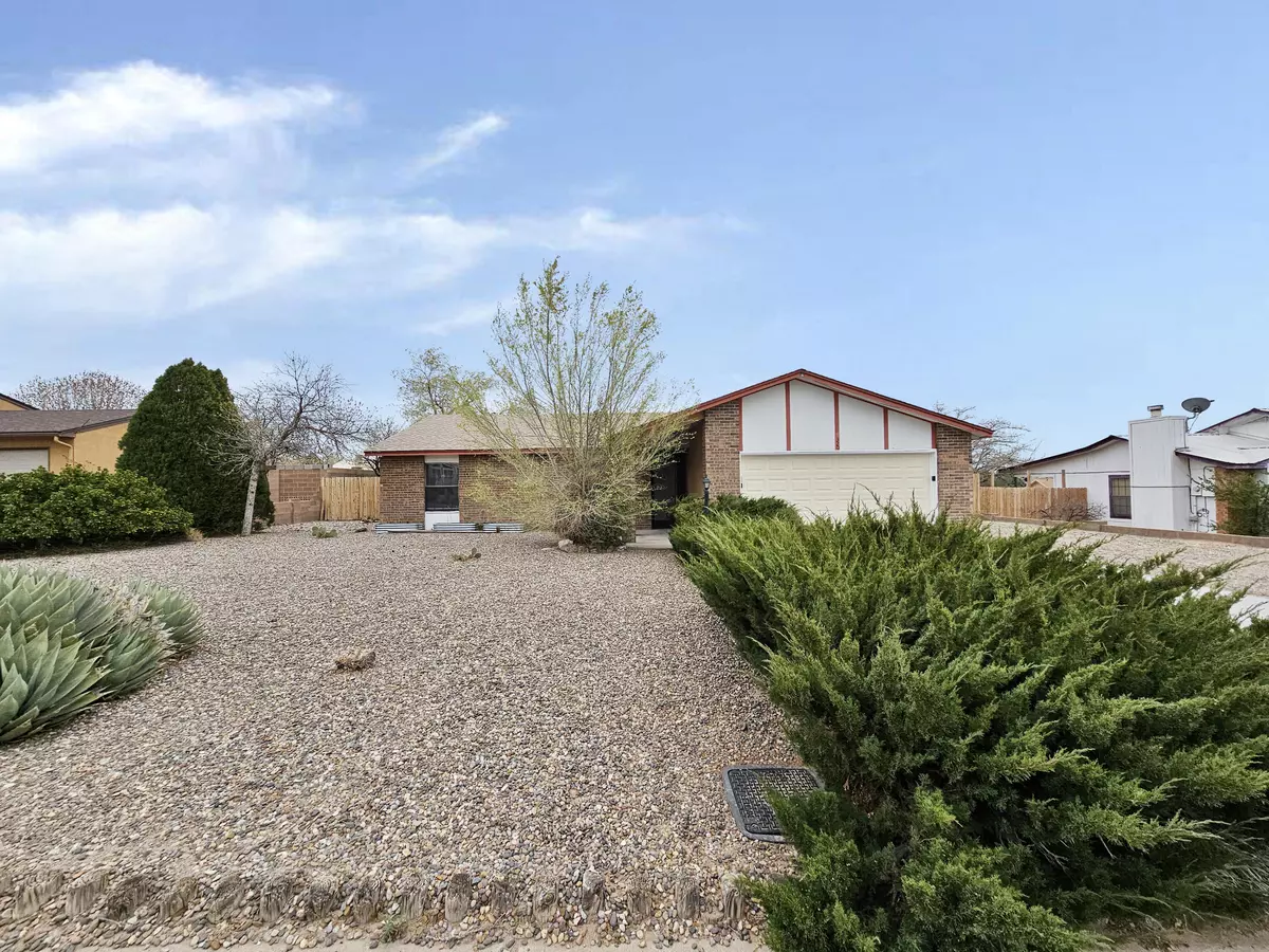 Rio Rancho, NM 87124,320 TIGRIS RD NE