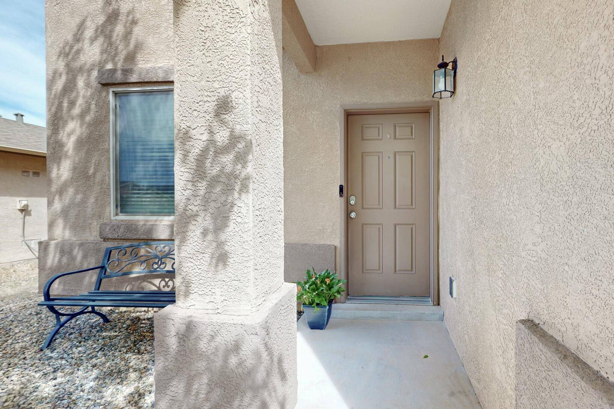 Rio Rancho, NM 87144,1842 BUCKSKIN LOOP NE