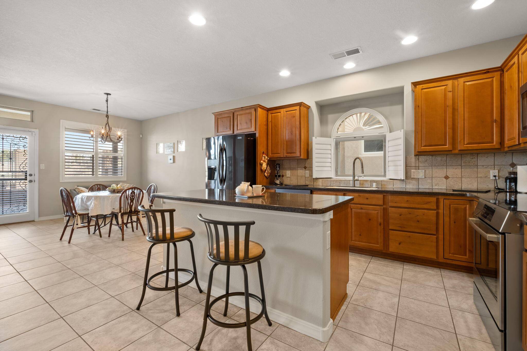 Albuquerque, NM 87122,8719 DESERT FOX WAY NE