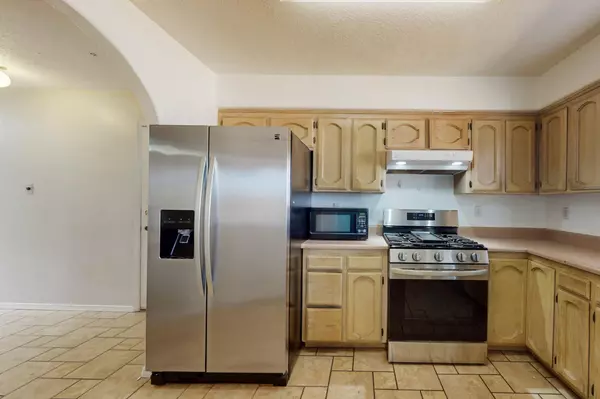 Rio Communities, NM 87002,916 LEE TREVINO DR