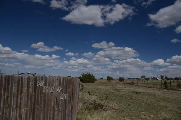 8 ROBIN CT, Edgewood, NM 87015