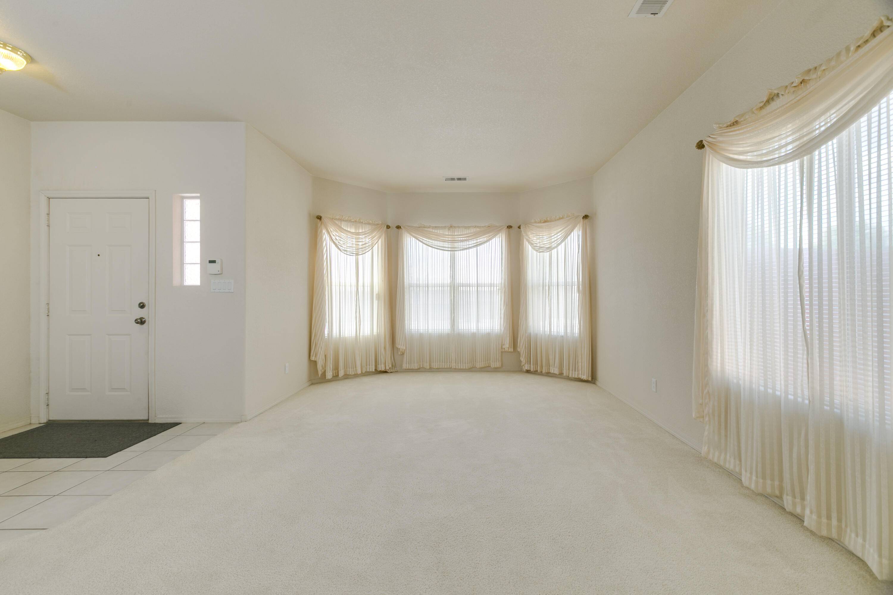 Albuquerque, NM 87113,8644 BLUFF SPRINGS DR NE