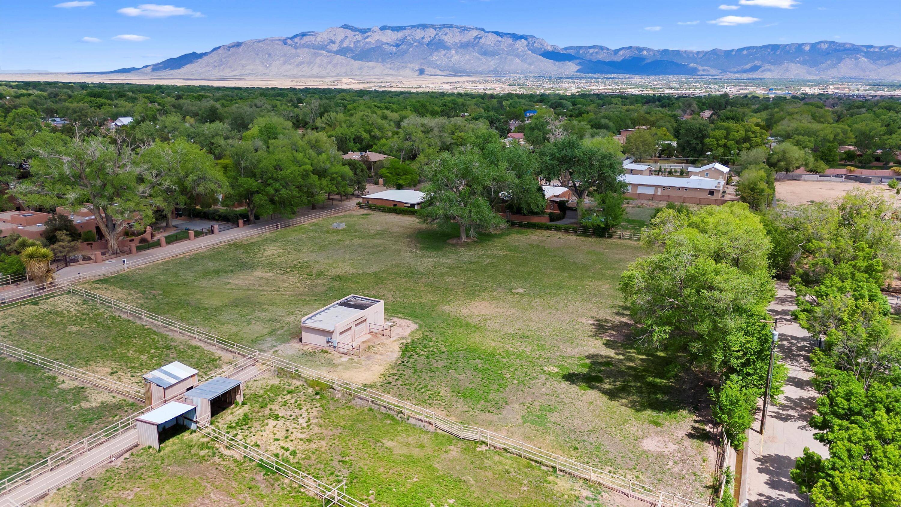 Los Ranchos, NM 87114,8737 Rio Grande BLVD NW