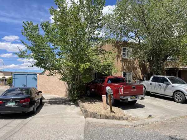 Albuquerque, NM 87105,4631 LA VIDA NUEVA DEL NORTE SW