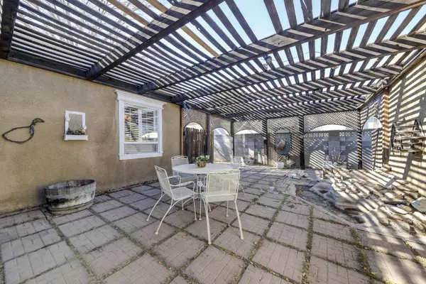 Albuquerque, NM 87109,6101 Quemado DR NE