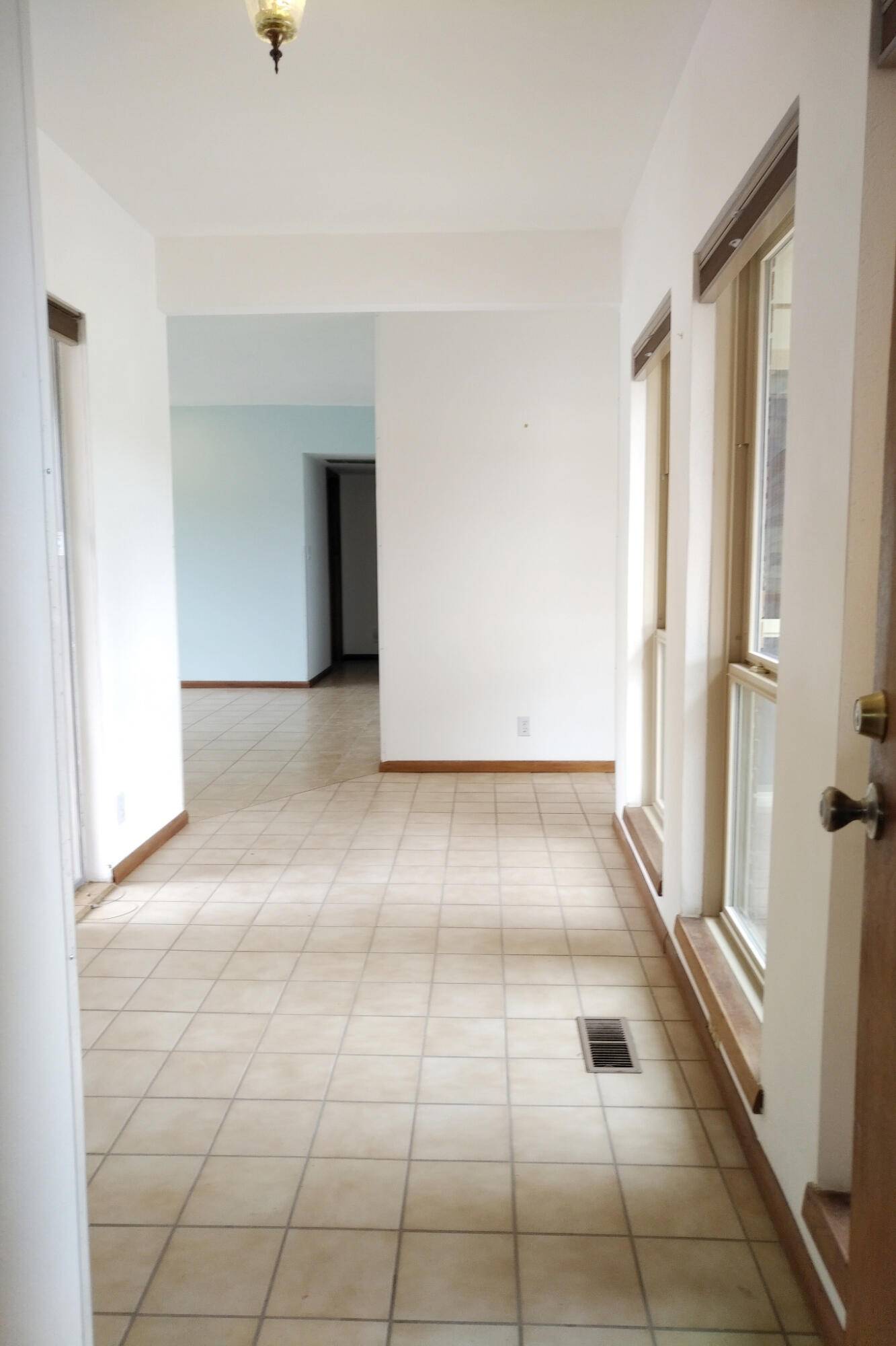 Los Lunas, NM 87031,384 Don ST SE