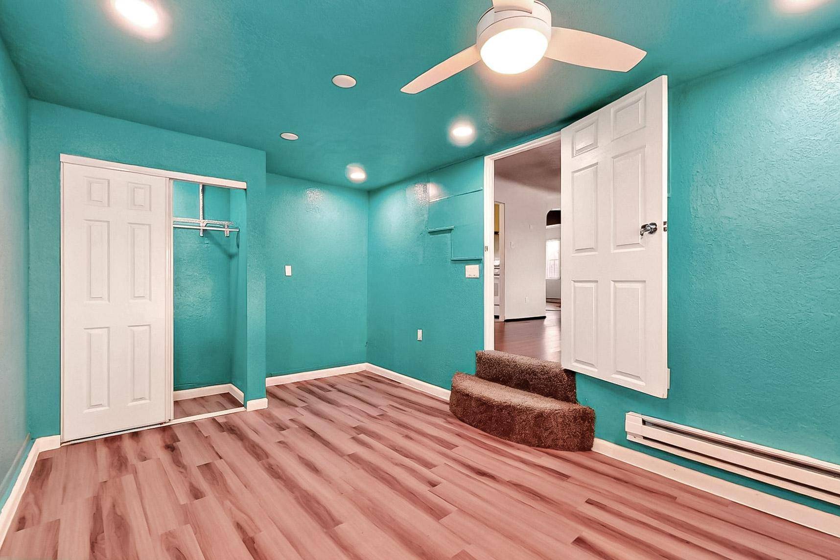 Albuquerque, NM 87108,812 CARDENAS DR SE