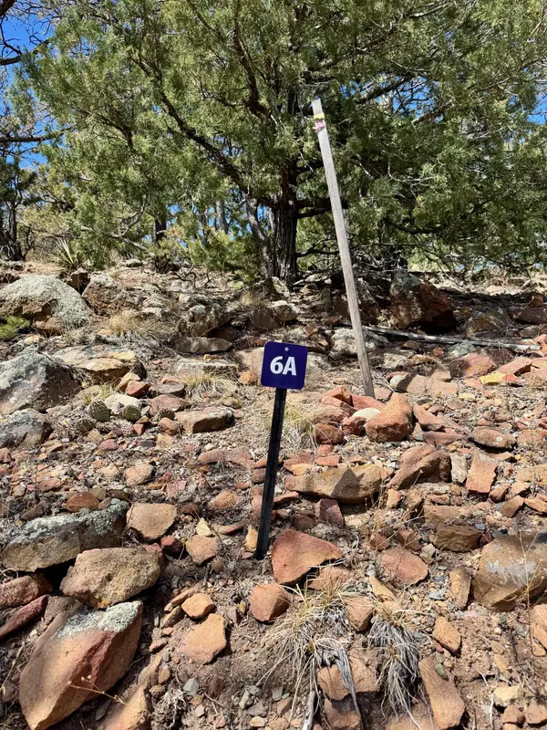 Santa Fe, NM 87501,1083 S Summit Ridge