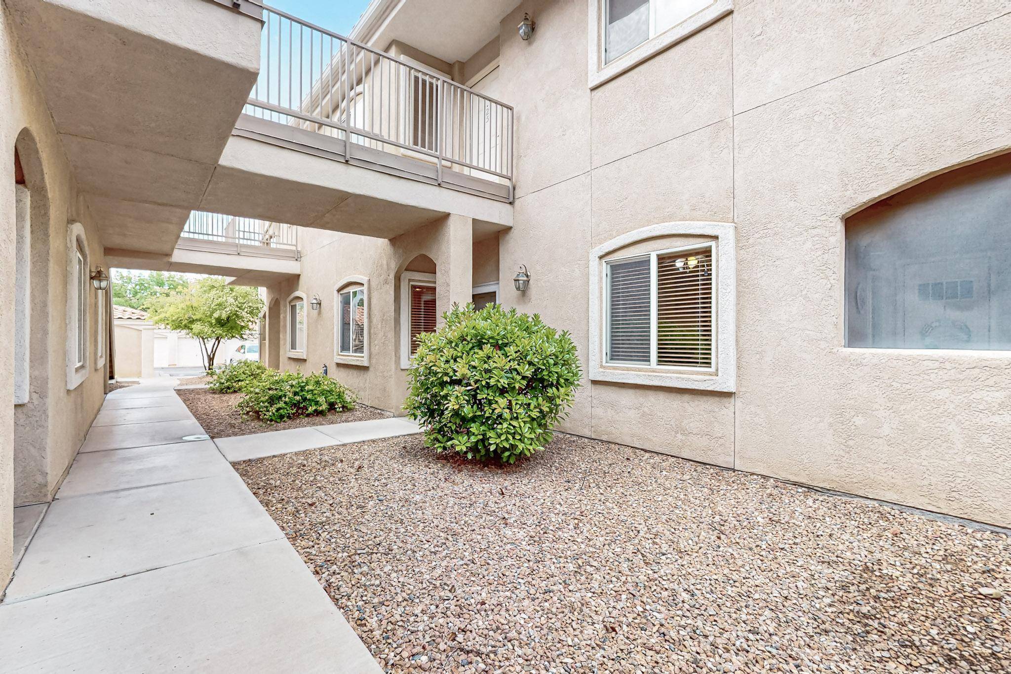 Albuquerque, NM 87113,6800 VISTA DEL NORTE RD NE #2115