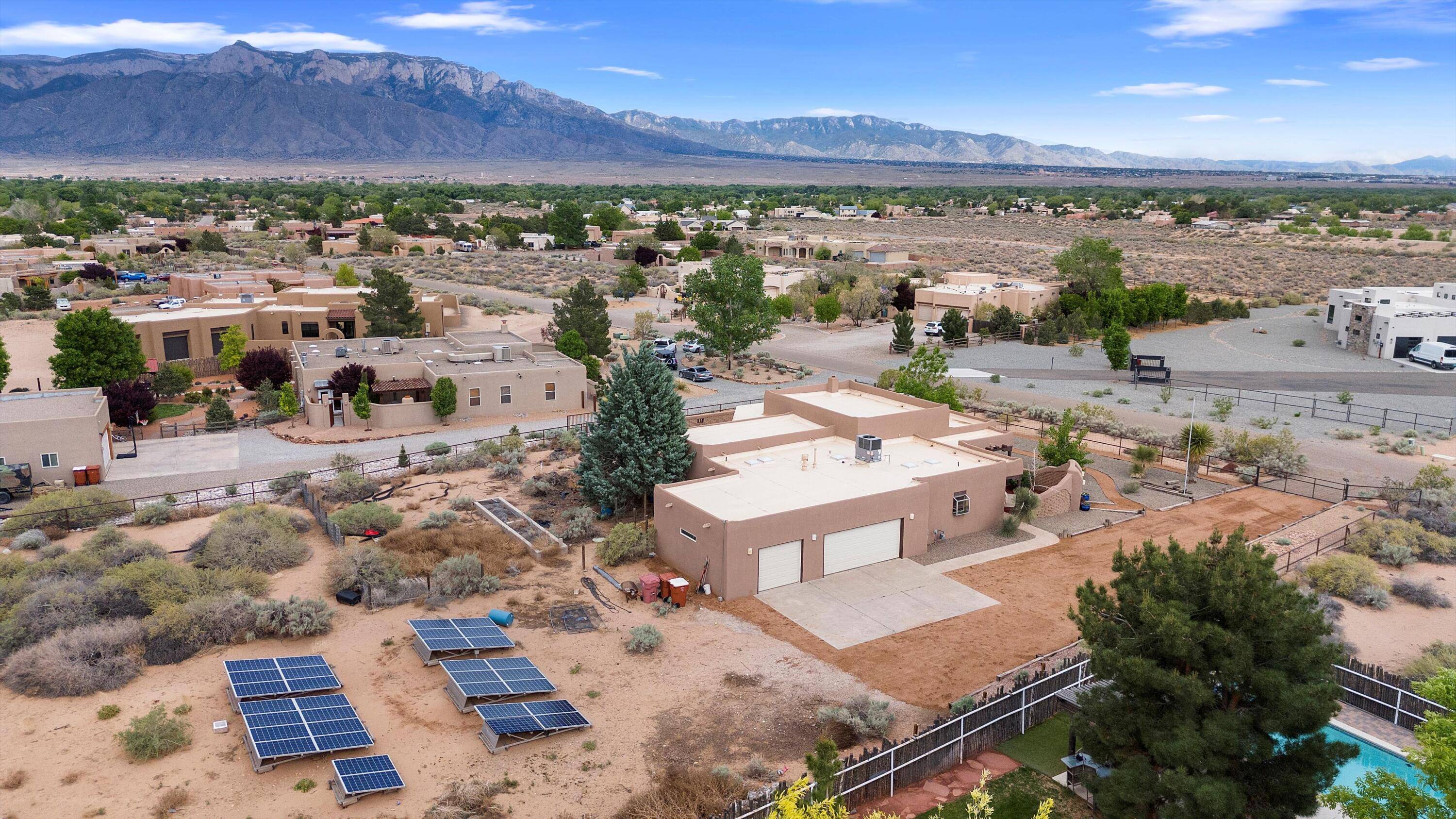 Corrales, NM 87048,40 EL DORADO RD