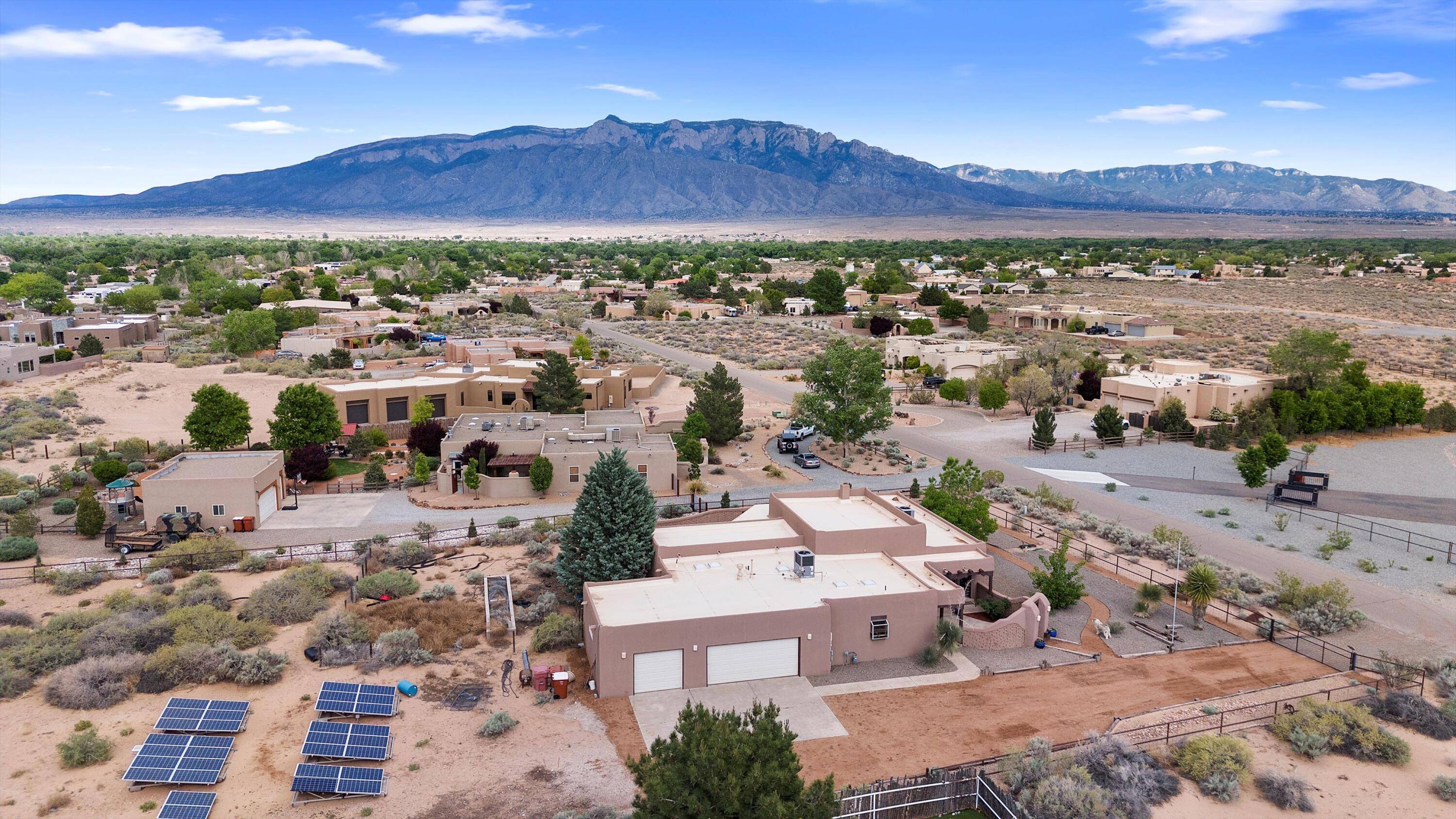 Corrales, NM 87048,40 EL DORADO RD