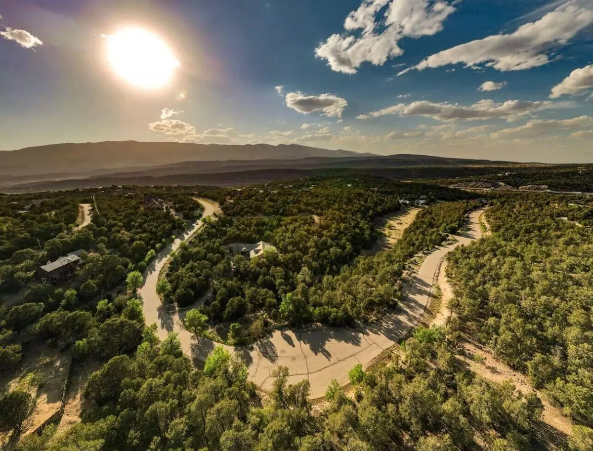 Tijeras, NM 87059,15 TABLAZON VALLEY DR