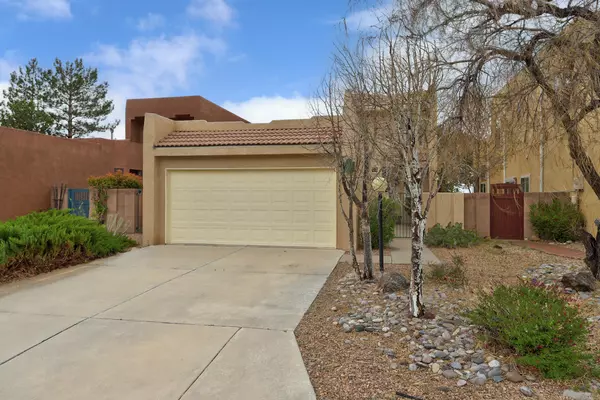 Albuquerque, NM 87122,2154 BLACK WILLOW DR NE