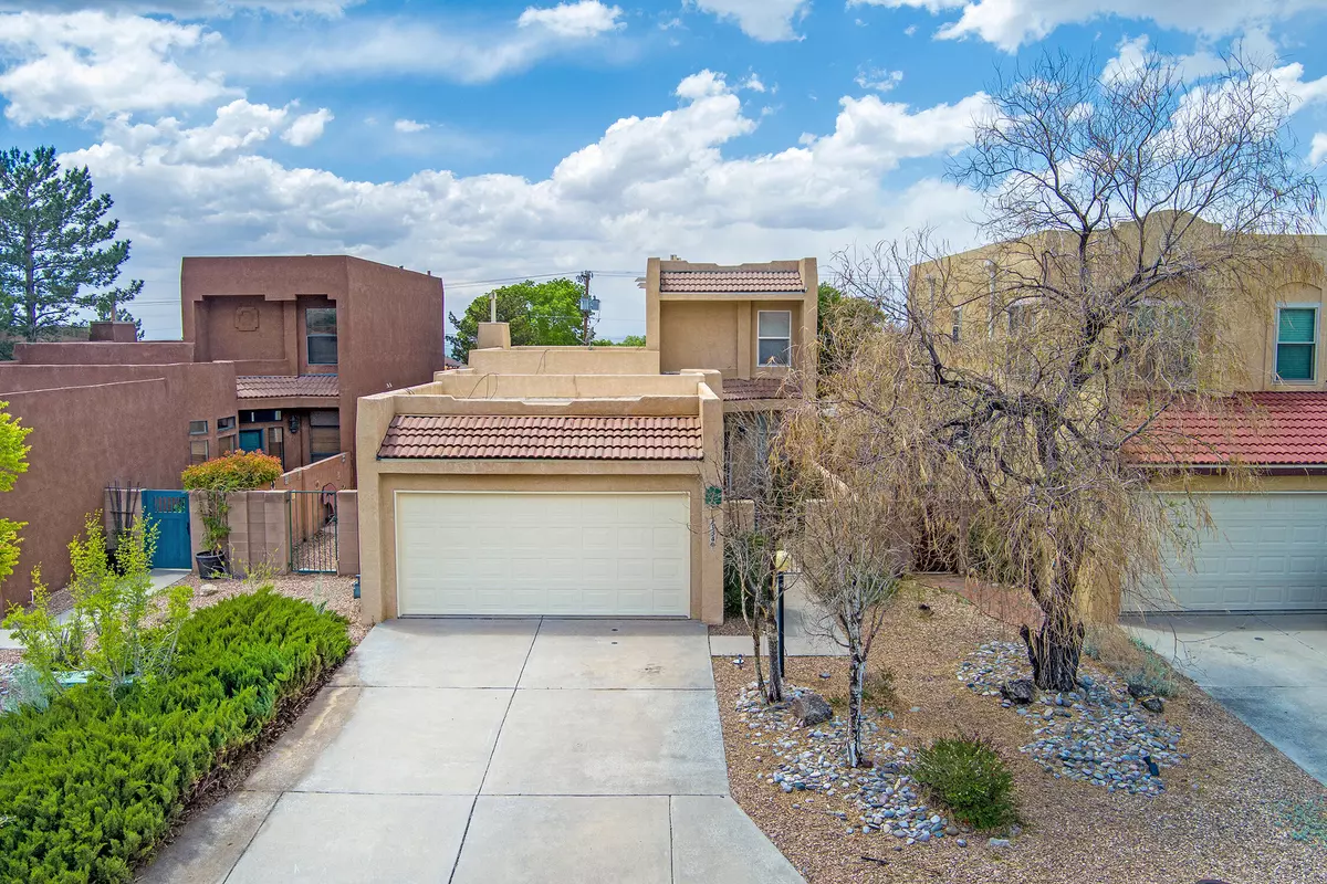 Albuquerque, NM 87122,2154 BLACK WILLOW DR NE