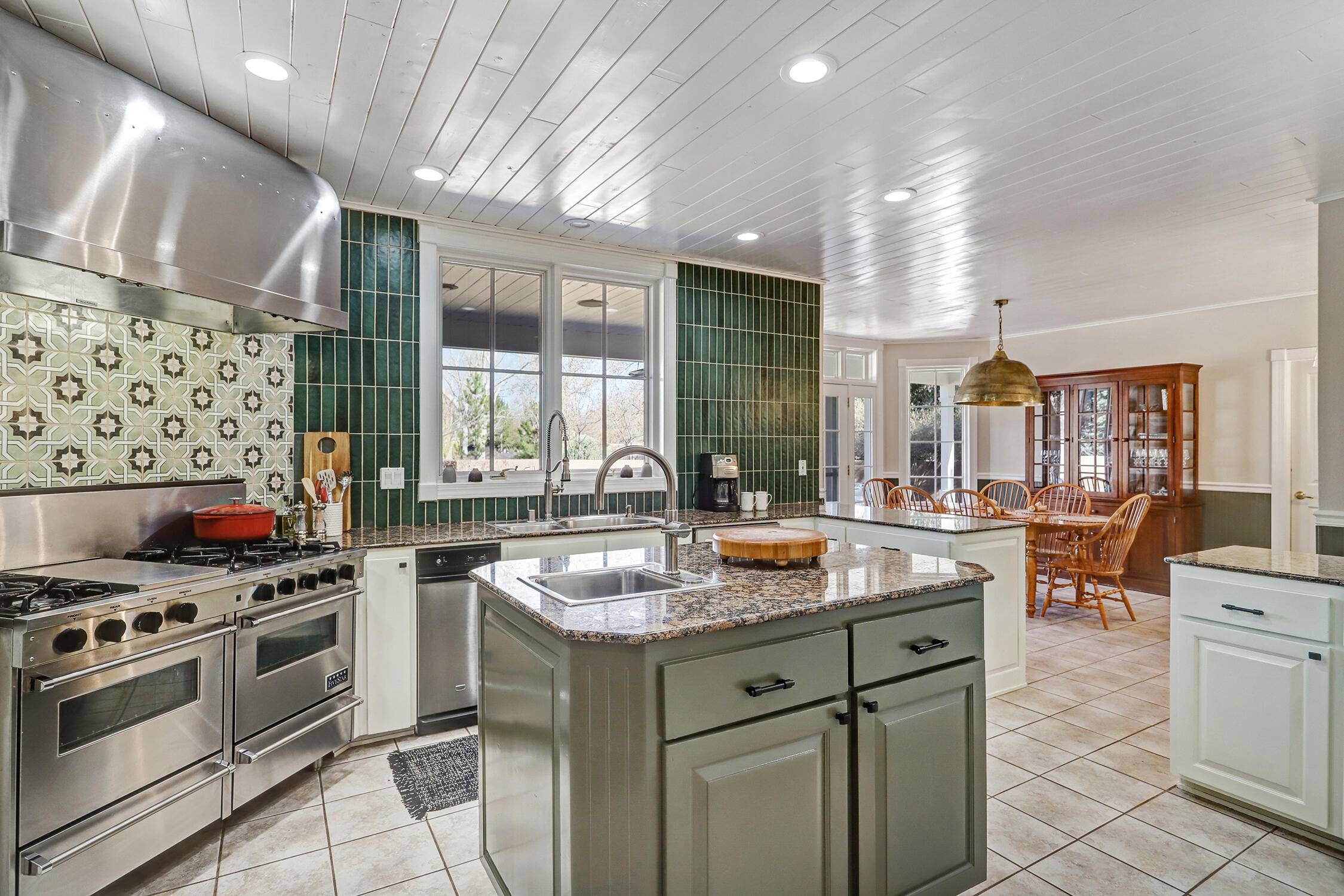 Los Ranchos, NM 87107,1513 TINNIN RD NW