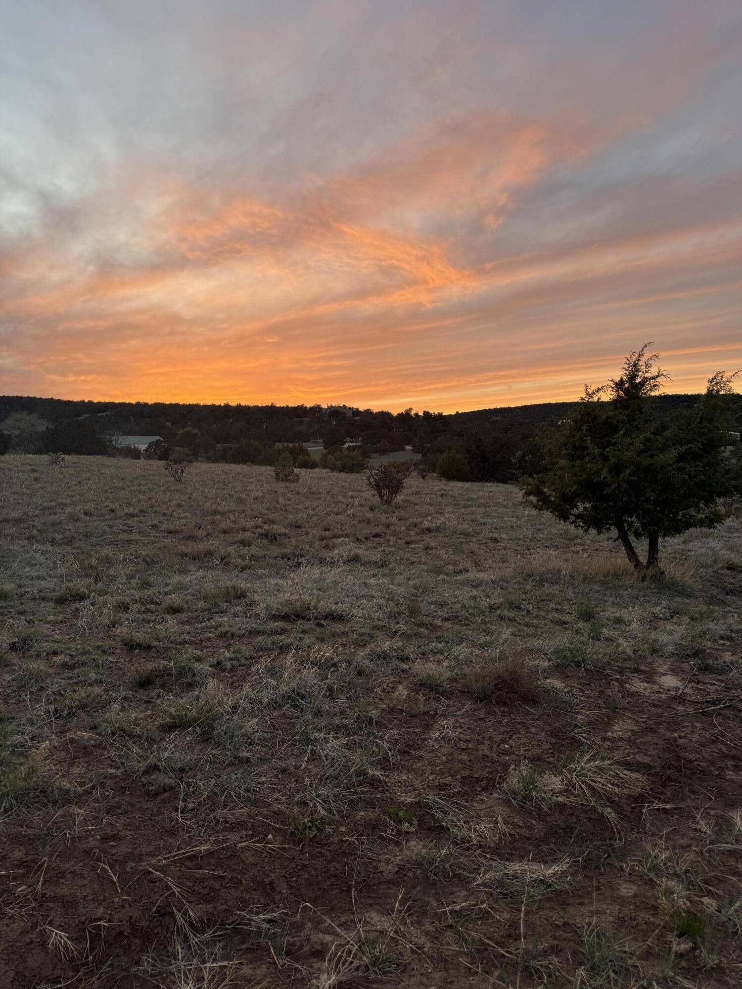 Edgewood, NM 87015,220 W Hill Ranch RD
