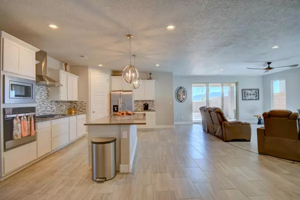 Albuquerque, NM 87114,9104 CAMBRILS DR NW