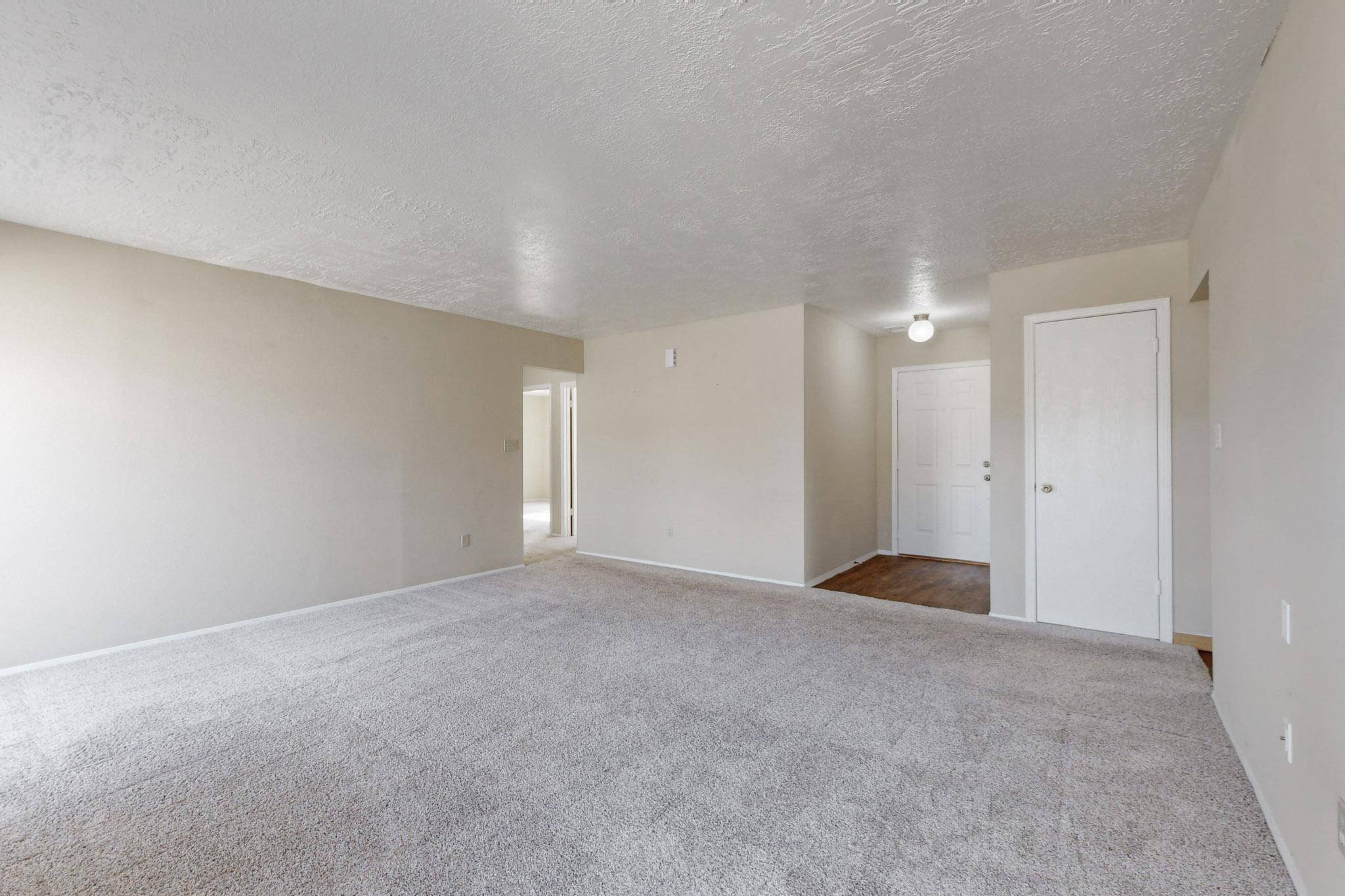 Rio Rancho, NM 87124,1058 CASCADE RD SE