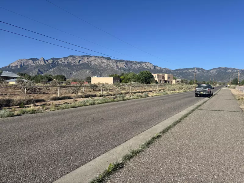 DEL REY AVE NE, Albuquerque, NM 87122