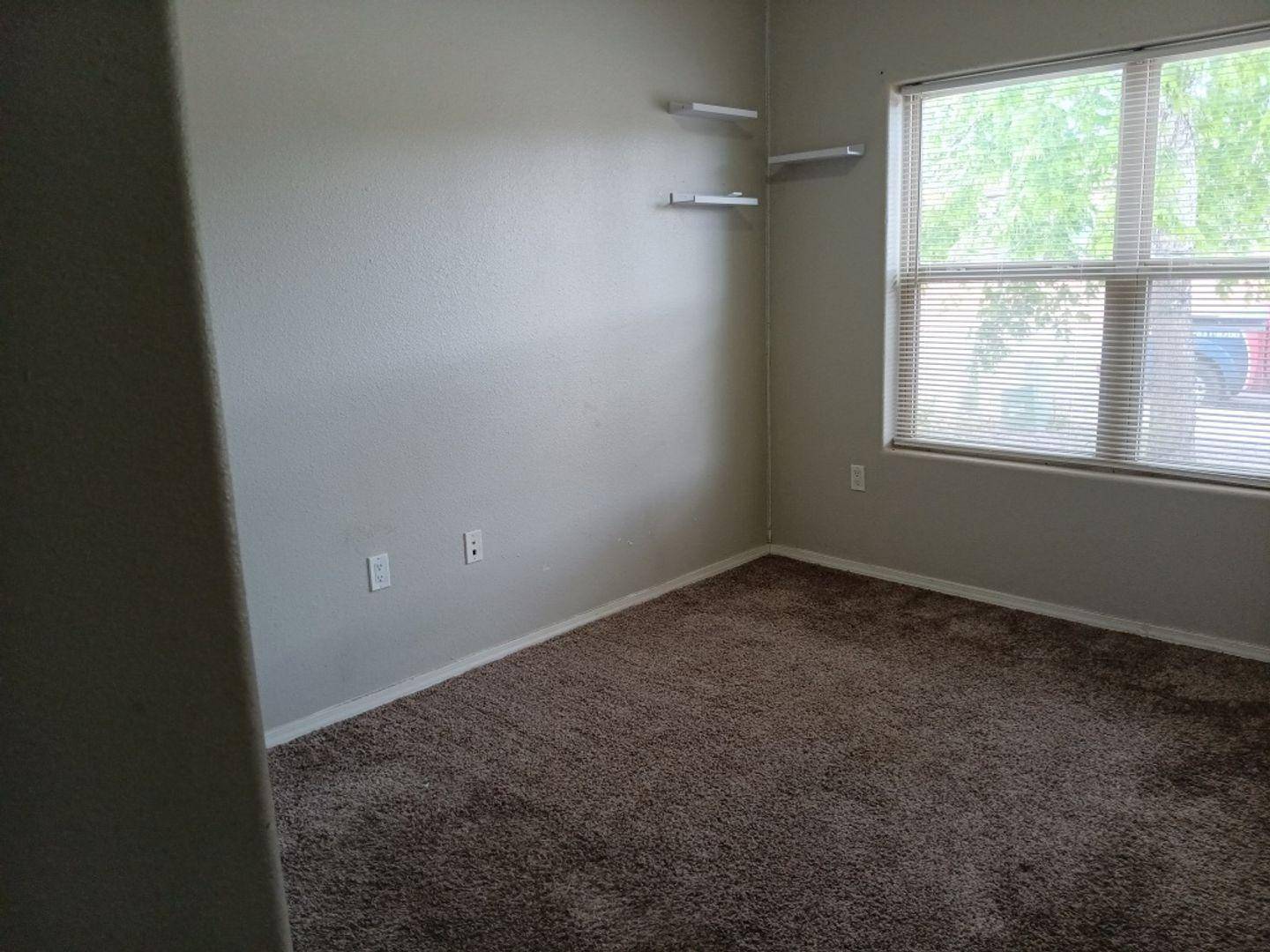 Albuquerque, NM 87121,739 Taos PL SW