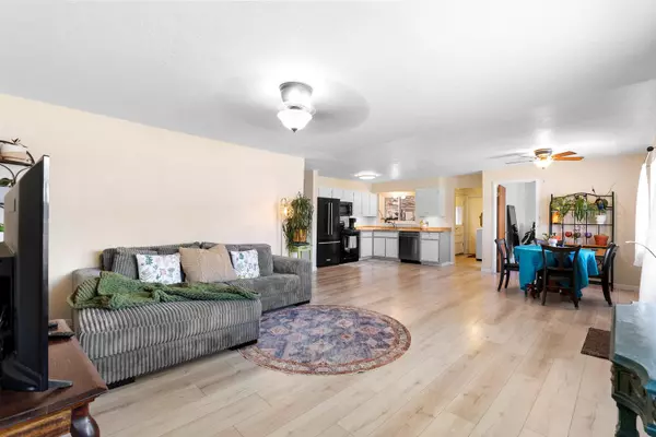 Albuquerque, NM 87112,2009 Glorieta ST NE
