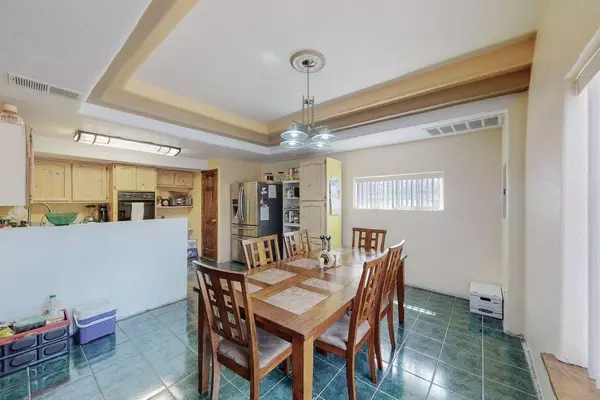 Albuquerque, NM 87108,110-114 Indiana ST SE #1-7