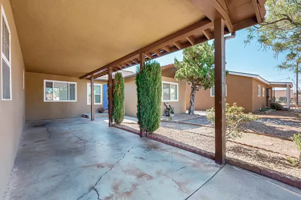 Albuquerque, NM 87108,1020 JACKSON ST SE