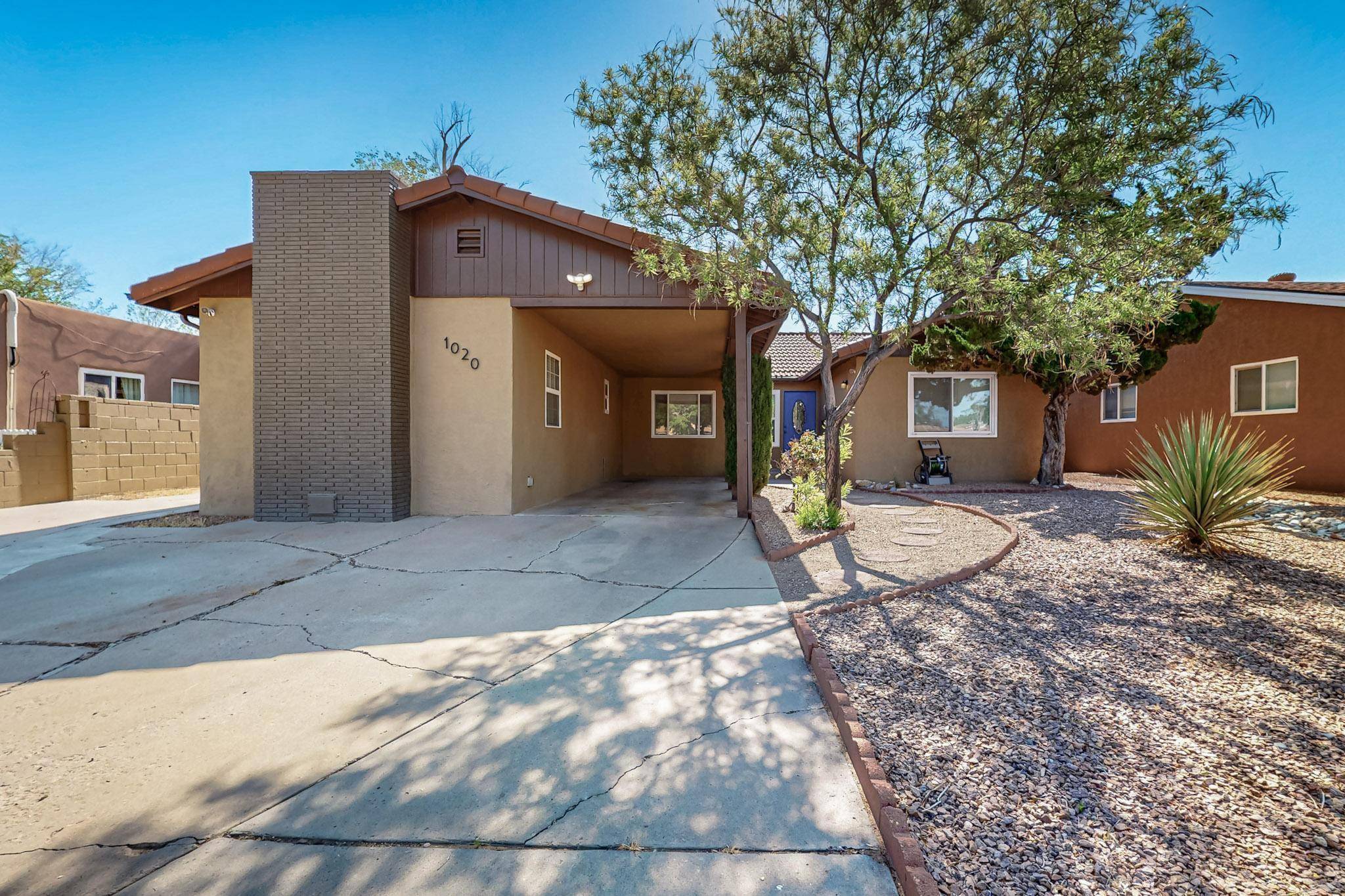 Albuquerque, NM 87108,1020 JACKSON ST SE