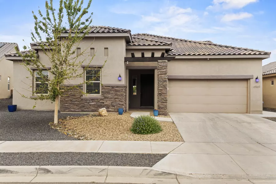 6969 CLEARY LOOP NE, Rio Rancho, NM 87144