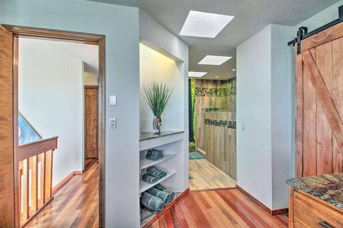 Albuquerque, NM 87111,11125 Malaguena LN NE