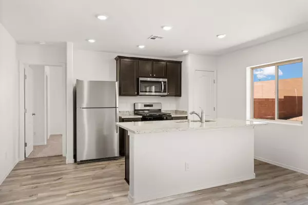 Los Lunas, NM 87031,5049 Findley ST SW
